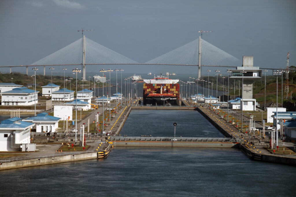 oceankida - marine ship chandlers Panama Canal Expands Service Hours and Revises Transit Reservation System