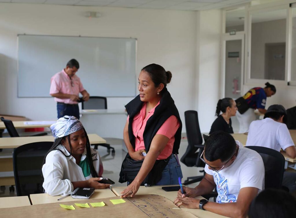 oceankida-marine ship store Panama Canal Promotes Participatory Social Coalition to Strengthen Its Intermodal Logistics Vision