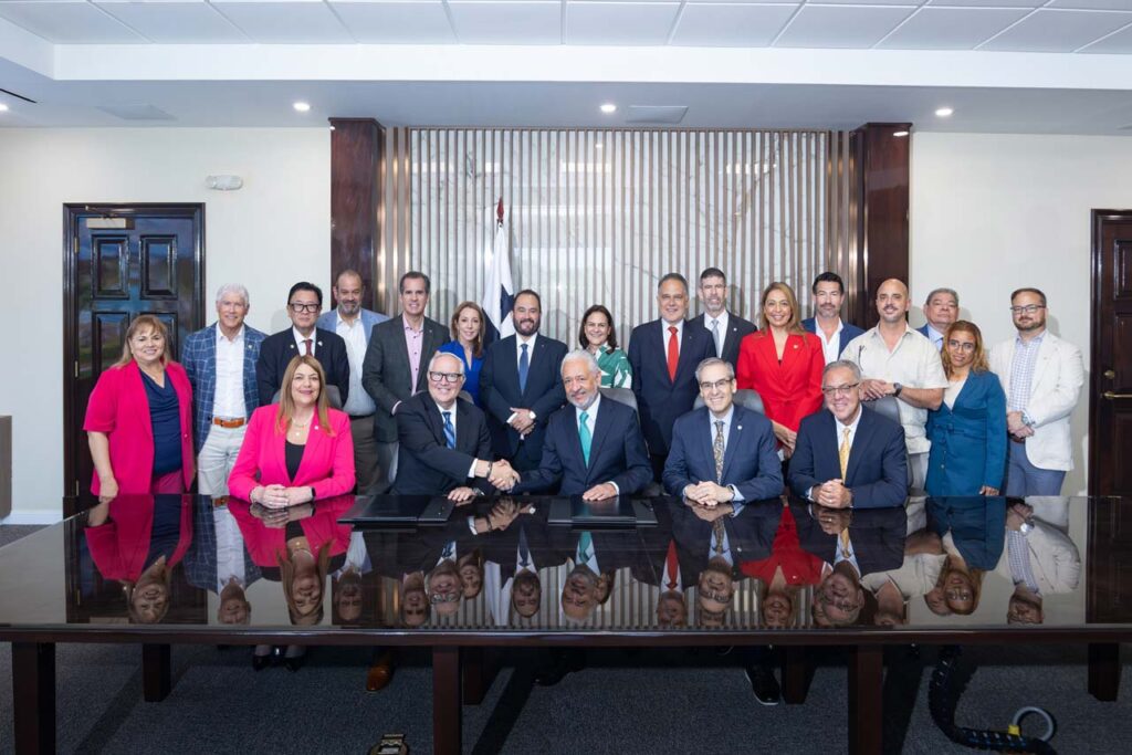 OceanKida - marine ship supplier - Panama Canal and PortMiami Renew Cooperation Agreement