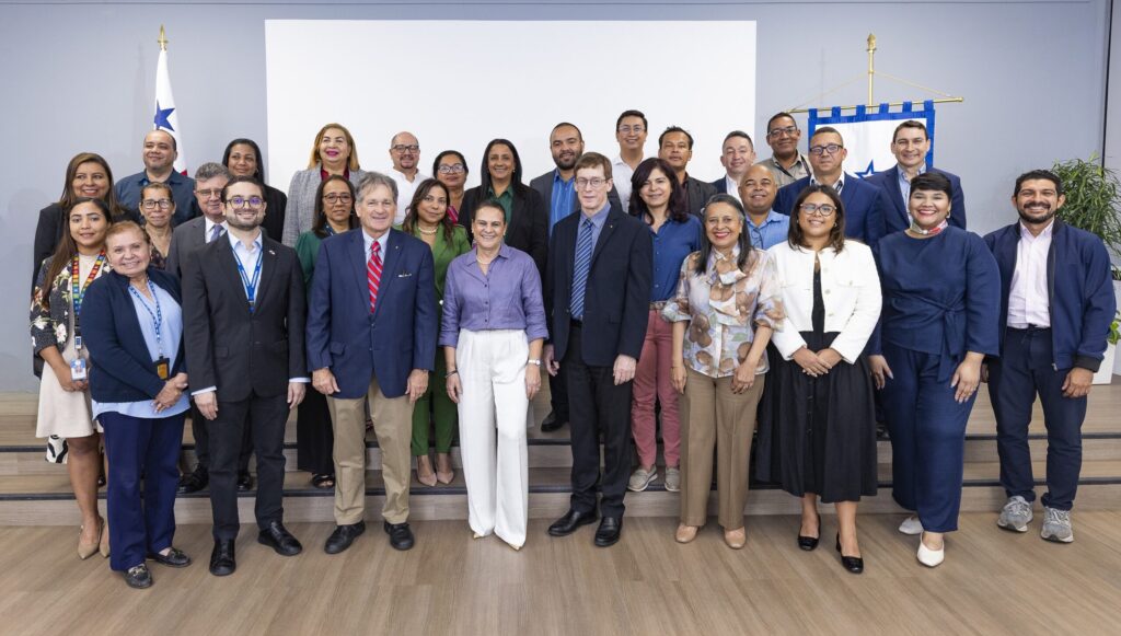 OceanKida - ship chandler panama - Panama Canal and Government Agencies Form Committee to Coordinate Río Indio Resettlement